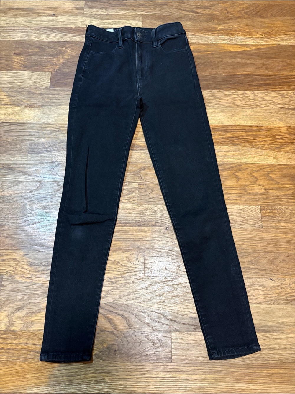 AMERICAN EAGLE black super hi-rise jeggings